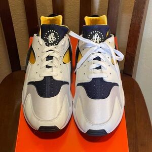 Nike Air Huarache Special Edition White and Varsity Maize